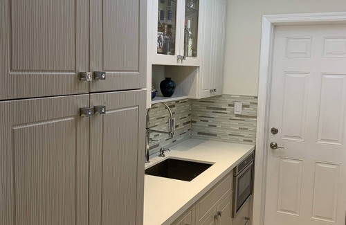 Hollywood Condo | RENOVATED OCEAN VIEW APARTMENT