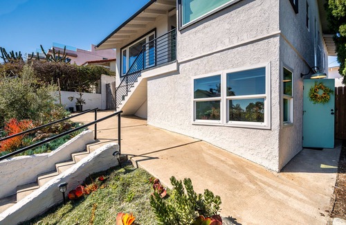 Central San Pedro House | Renovated Ocean View Harbor Homen