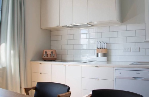 Owhata House | Renovated perfection next to Redwoods now 30% off