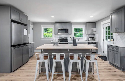Durham House | Renovated, Pet-friendly Bungalow Near Downtown, Duke, and RTP