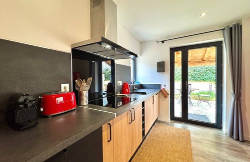 Fourques Cottage | Renovated Pigeon Loft in Beaucaire