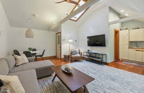 Great Barrington House | Renovated Private Guest House by Evergreen Home