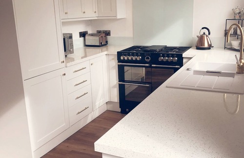 Nottingham House | Renovated Private Home-Sleeps 5