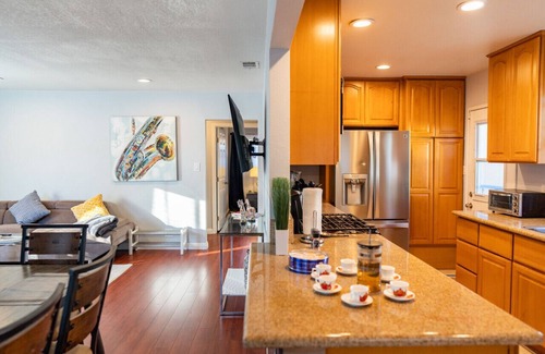 Northwest Torrance House | RENOVATED/REMODELED 3BR HOUSE in TORRANCE with FENCED YARD p11