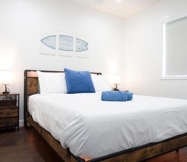 Tustin House | Renovated Retreat 4BR Oasis w Pool and Pool Table