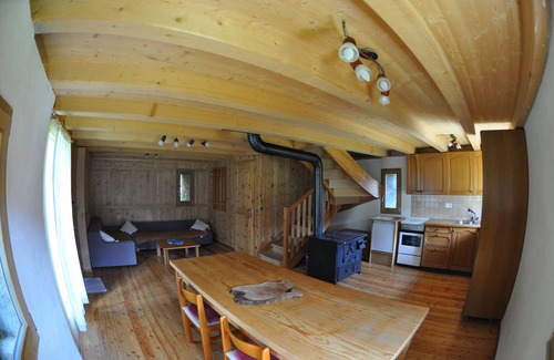 Blenio House | Renovated rural Calzanigh farmhouse