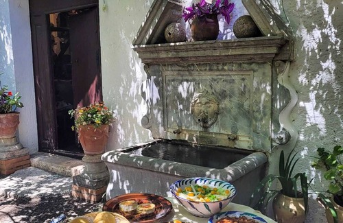 Nivar Cottage | Renovated rural house: Organic gardens, a pillar with fresh water and a yoga platform.