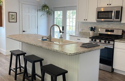 Fredonia House | Renovated small town charm right next to SUNY Fredonia