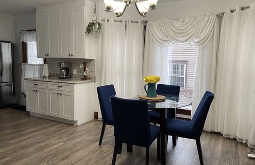Fredonia House | Renovated small town charm right next to SUNY Fredonia