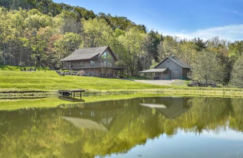 West Valley House | Renovated & Spacious Home Wood Fireplace Hot Tub