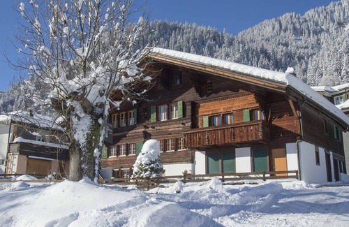 Adelboden Apartment | renovated studio in the village