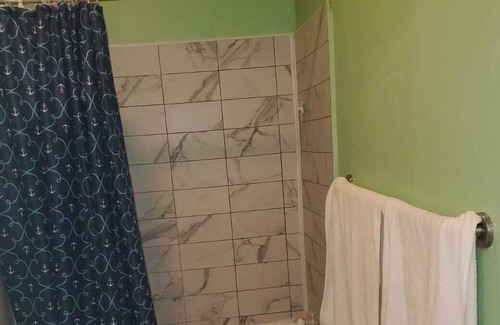 Lickdale Apartment | Renovated Studio off 78