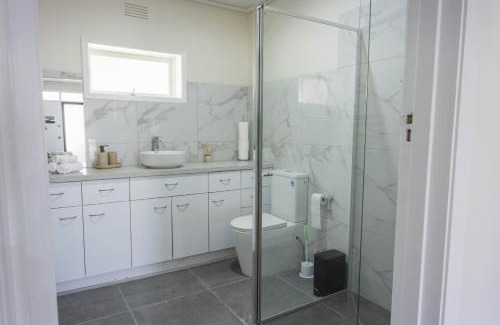 Werribee House | Renovated Three Bedroom House in Prime Werribee Location
