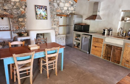 Livadi House | Renovated traditional Greek house with sea view! Beaches nearby!