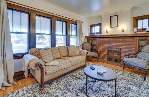 Grosse Pointe House | Renovated Victorian House about 7 Miles to Downtown!