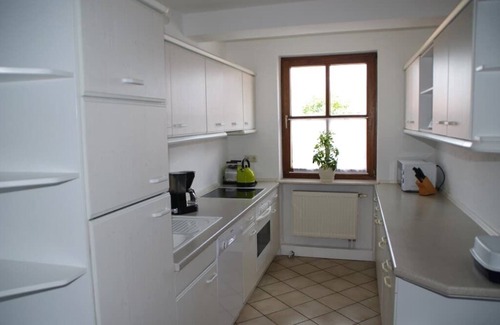 Hemau Apartment | Renoviertes Feriendomizil (110 m2) mit Badewanne und kostenfreiem WLAN