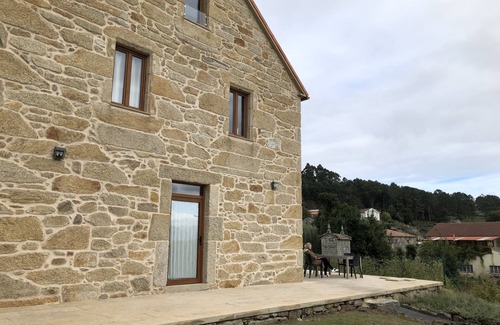 Muros House | Renoviertes Steinhaus 5 Minuten vom Strand für Familien und Freunde