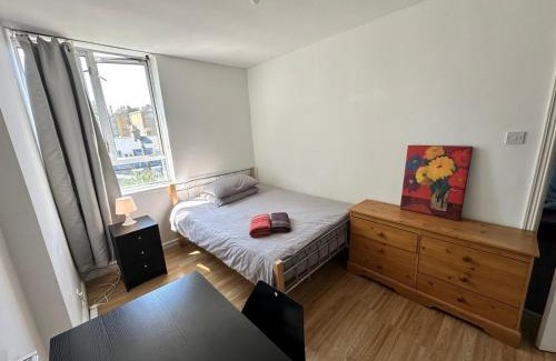 Stepney Green House | Renovu Houses in East London
