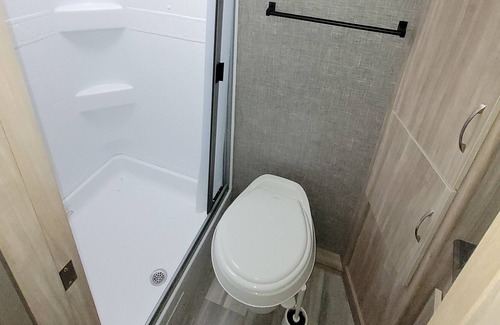 Painters Hill House | Rent a luxury RV, delivered!