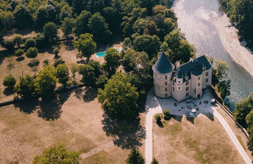 Saint-Martory Villa | Rent a unique french castle for your family vacations