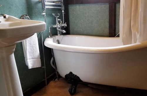 Trowbridge Other | Rent an entire Castle & Grounds (sleeps 18)