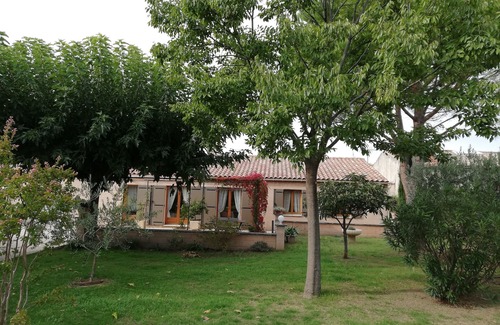 Robion House | Rent House 80 m2 in village at the foot of the Luberon