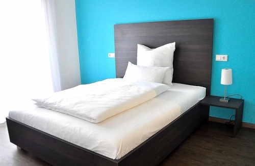 Rietheim-Weilheim Hotel | rent-my-apartment