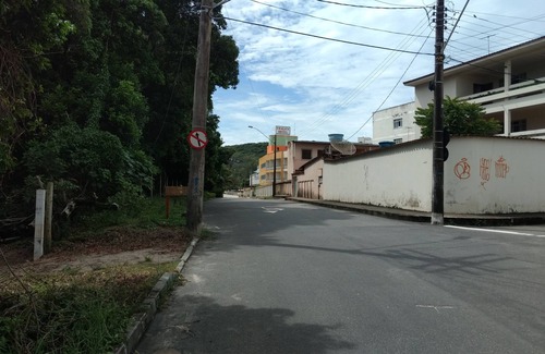 Praia do Morro Apartment | RENT OF APARTMENT QUITINETE-3 (KITNET) MORRO GUARAPARI BEACH WITH GARAGE