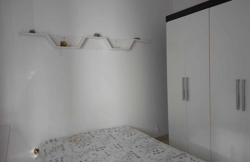 Pituba House | Rent room semi furnished and with excellent location and access to public transport.