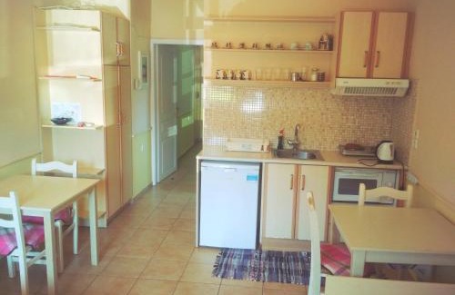 Agios Mamas Apartment | Rent Rooms Alexiou