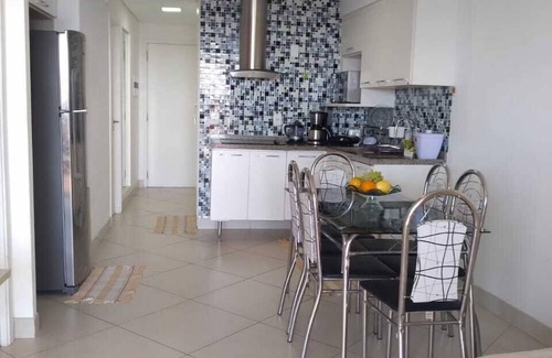 Meireles Apartment | Rent Season fit. in front of the Fortaleza Sea.