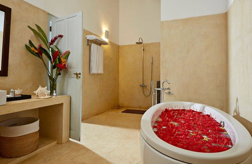 Habaraduwa Villa | Rent this Luxury Villa with Family and Friends