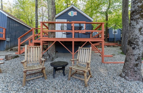 Alton Bay Cabin | Rent Vacanza Cabins Sleeps 37 Perfect for retreats, weddings and more!