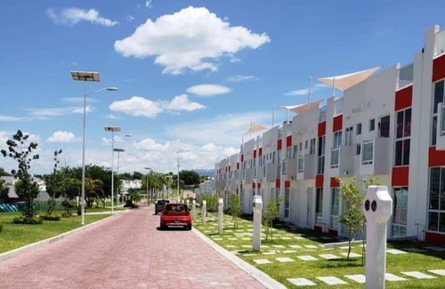 Jojutla House | Renta bonita casa en Villas Teques Aqua