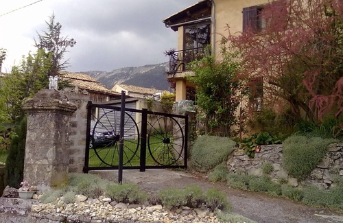 Meailles House | Rental 3 * COTTAGE Méailles (04240)