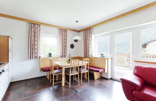 Virgen Apartment | Rental-Classic-Private Bathroom-Balcony-Dorfapartment