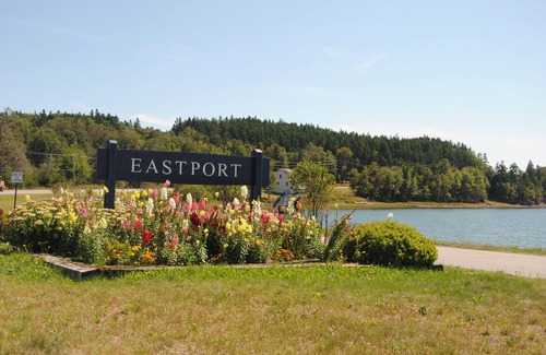 Eastport Condo | Rental Condo - Tide Watcher