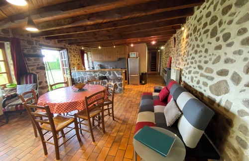 Saint-Merd-la-Breuille Cottage | Rental Cottage St Merd La Breuille - Country House.