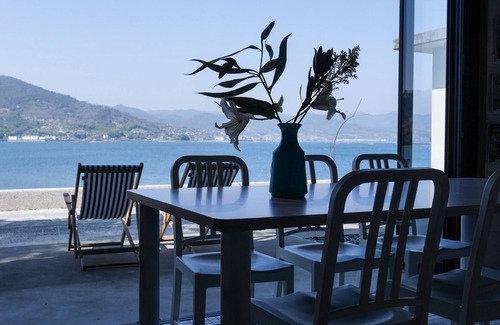 Higashihiroshima Villa | Rental Cottage Y51 by the sea