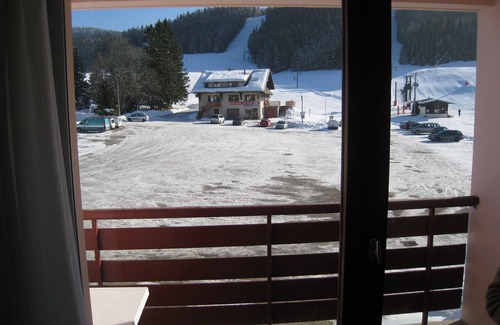 Bellefontaine Apartment | Rental ski slopes face top swore Bellefontaine Park