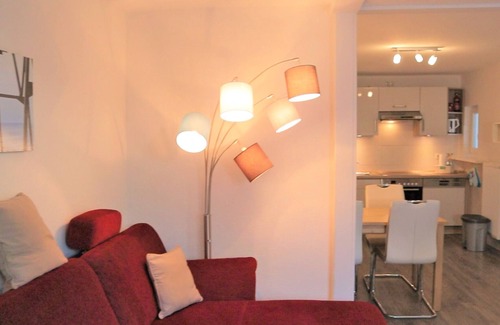 Glueckstadt Apartment | Rental-Superior-Private Bathroom-Terrace