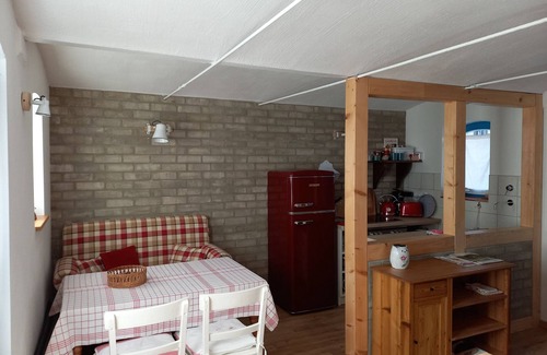Laasow Apartment | Rental-Traditional-Private Bathroom-Garden view-Klinkerhaus Schweinestall