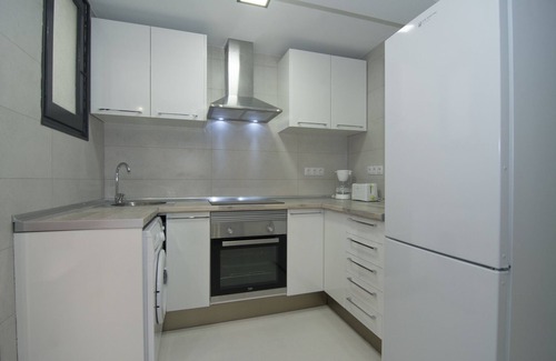El Cabanyal Apartment | Rental unit in Valencia · ★4.86 · 3 bedrooms · 5 beds · 1 bath