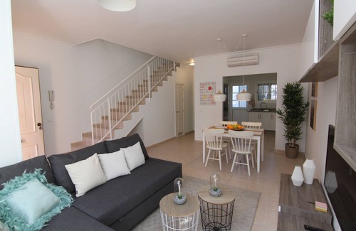 Maspalomas House | Rental Villa in Gran Canaria, Maspalomas 2 bedrooms, garden, terrace, pool, beach.