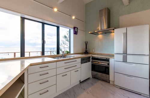 Katsuura House | Rental villa with direct access to the beach roofed terrace BBQkaraoke/Katsuura Chiba