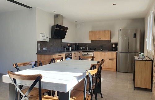 LʼArgentiere-la-Bessee Apartment | Rental with beautiful terrace for 5 people, baby equipment available