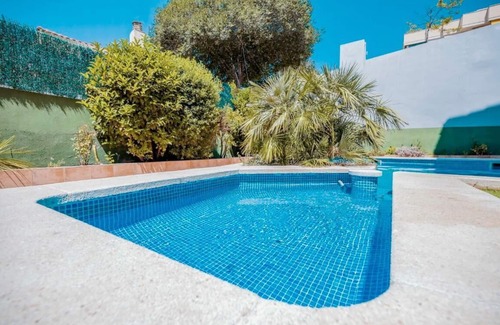 Vilafortuny Apartment | Rentalmar Costa Verde: One bedroom Apartments on the second line of the sea
