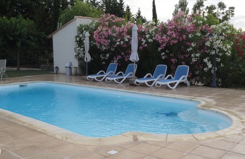St.-Remy-de-Provence Apartment | RENTALS OF THE ALPILLES - MIMOSA