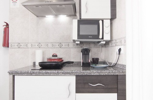 San Lorenzo Apartment | Rentalsevilla Terraza Privada Junto al Guadalquivir