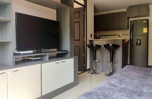 Buenos Aires Apartment | RentalsOP AN01 Apto cerca al lleras con balcon y piscina climatizada, cerca a provenza, ubicado min del aeropuerto